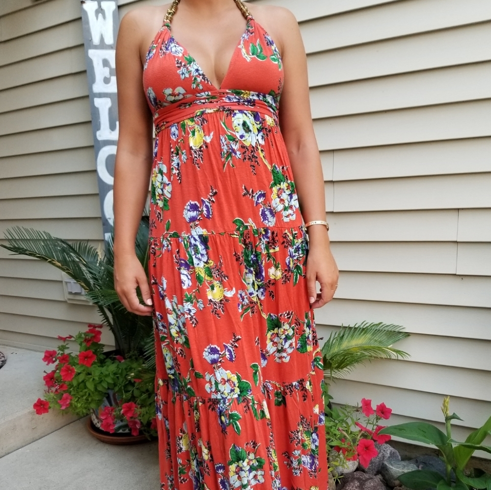 T-Bags Los Angeles Floral Print Deep V Maxi Dress